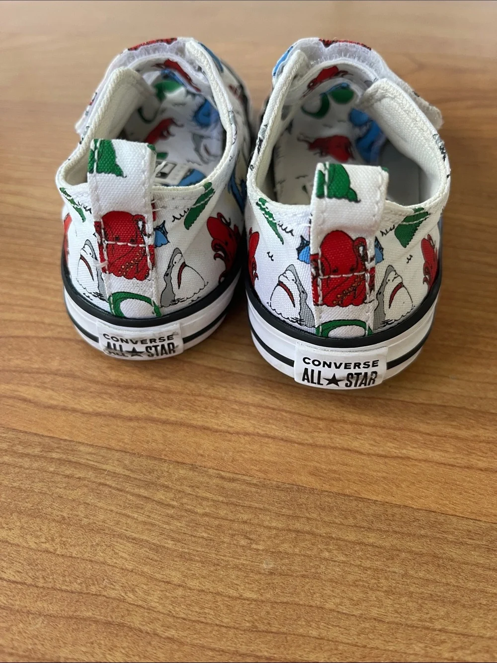 Converse Kids Velcro Sneakers sea creatures print